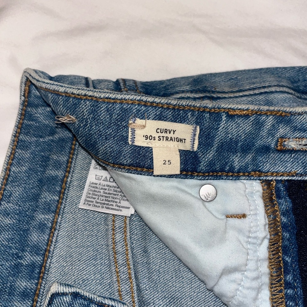Madewell Curvy 90s Straight Jean
